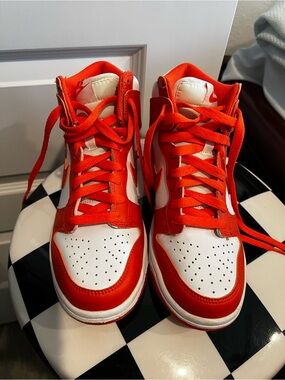 Air Jordan 1 Mid GS Orange White Boys Youth Size 5Y